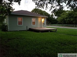 115 24th St N, Texas City, TX 77590
