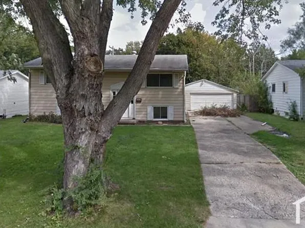 1612 Cruising Ln, Champaign, IL 61821