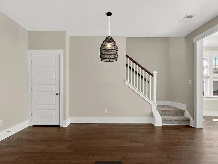 2081 Utsey St — Photo 33