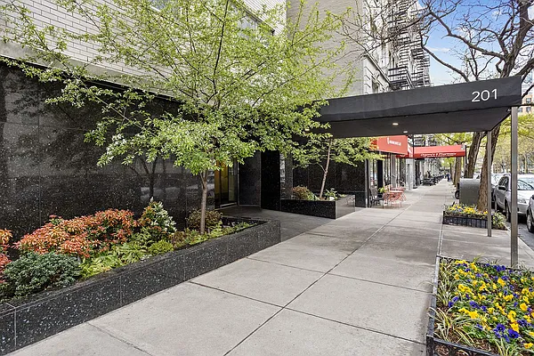 201 East 66th Street #16G in Lenox Hill, Manhattan | StreetEasy