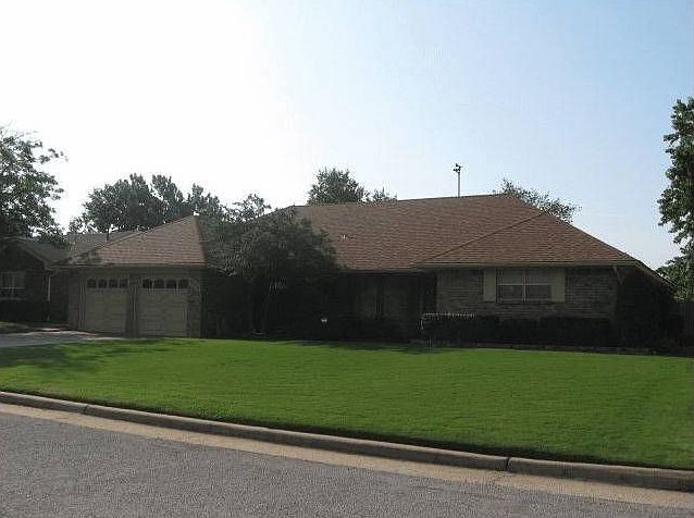1st image of 2324 NW 113th Pl