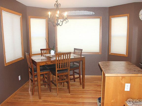 4th image of 904 Foxtail Ct
