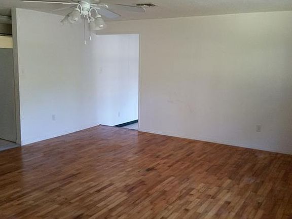 2nd image of 5310 Leisure St