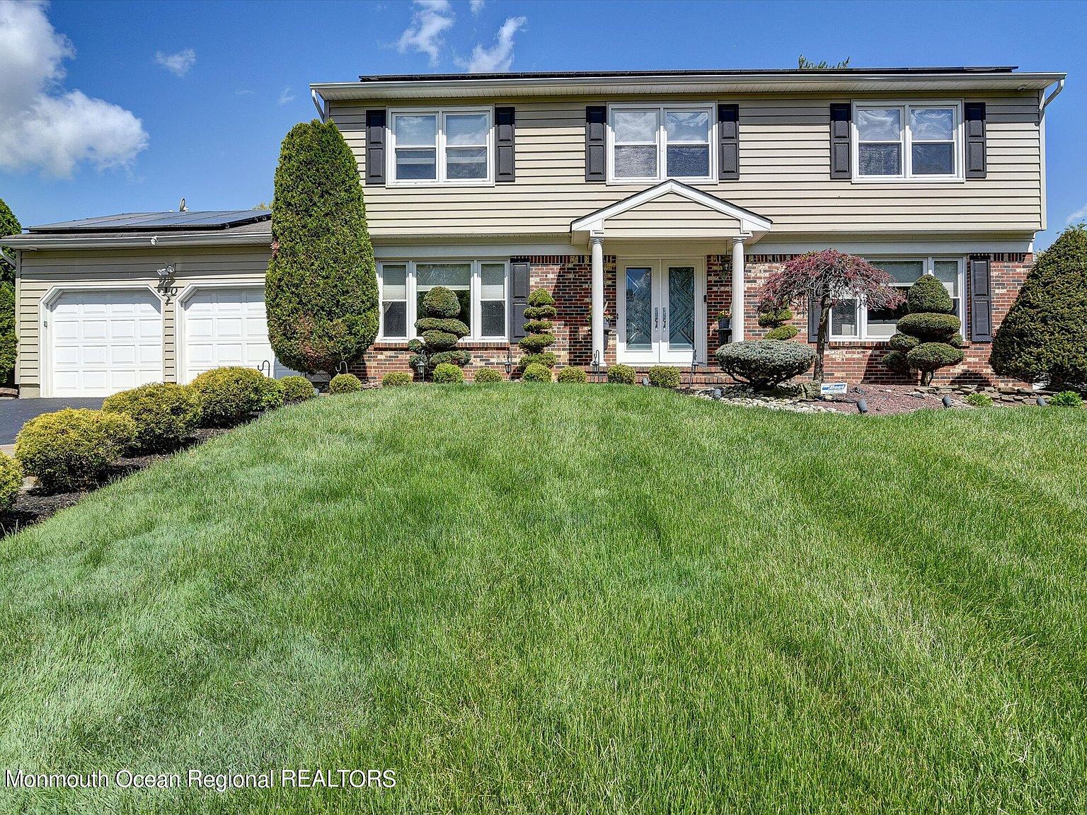 10 Blackfoot Drive, Manalapan, NJ 07726 Zillow