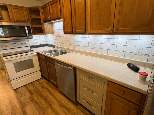 159 E Main St #C-15