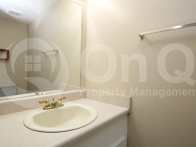 3843 S Mill Ave — Photo 15