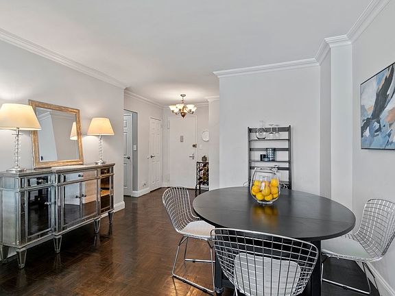 3rd image of 300 E 71st St APT 16-K