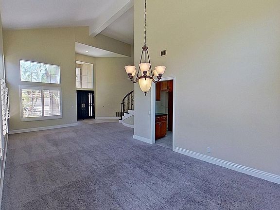 5th image of 4749 E Bradford Ave