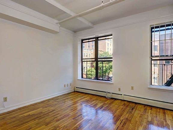 5th image of 30 Bradhurst Ave APT 3D
