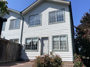 1132 SE Cora St, Portland, OR 97202