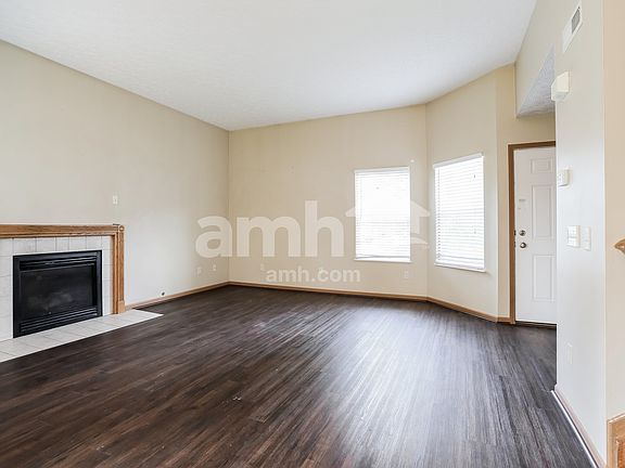 4th image of 1285 Poplar Creek Ct