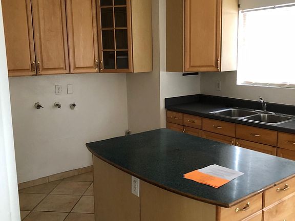 3rd image of 15521 Longworth Ave