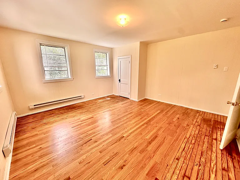 30 W Penn St #2R — Photo 9