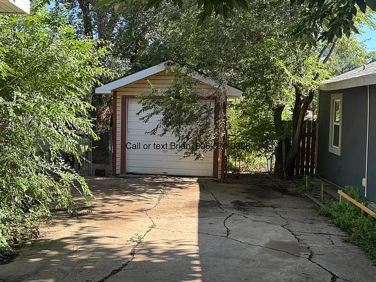 4232 SW 10th Ave — Photo 14