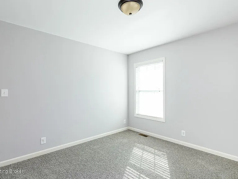 313 Stamper Ave — Photo 35