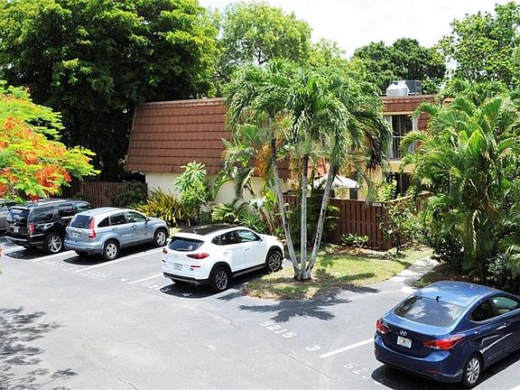 4th image of 5213 Cedarbend Dr APT 1