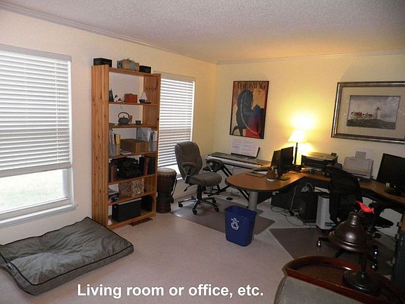 Living room / office