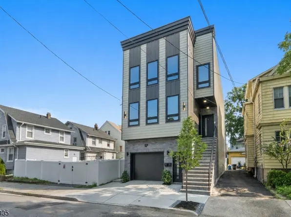 57 Eckert Ave, Newark City, NJ 07112