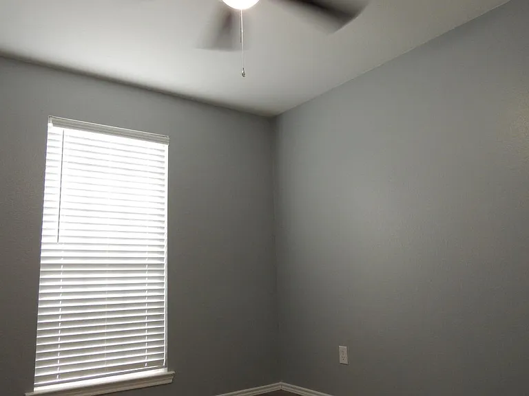 1003 N Doris Ave — Photo 15