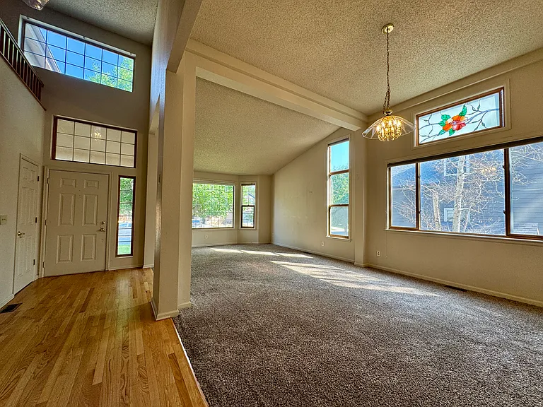 2404 S Holman Cir — Photo 4