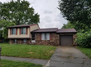 1216 Ridgepointe Dr, Indianapolis, IN 46234
