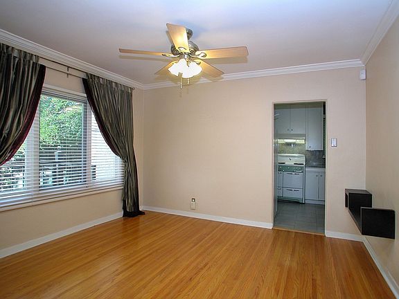 3rd image of 685 Belvidere St