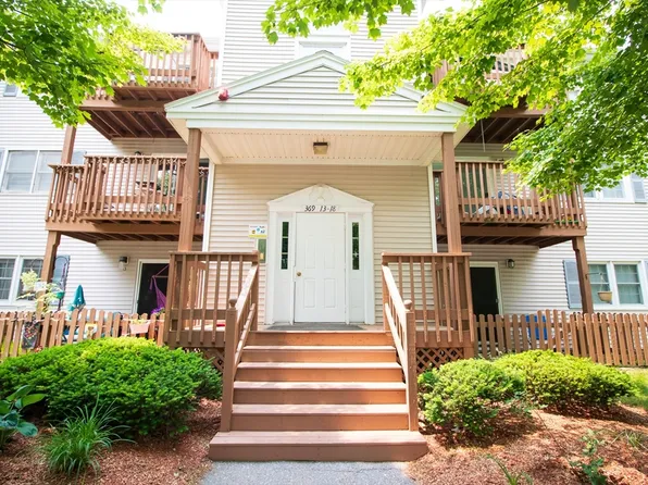 369 Aiken Ave APT 15, Lowell, MA 01850