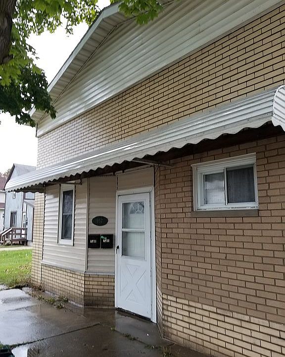 Front apartment.