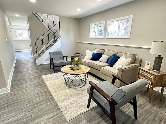 3rd image of 4532 Tarry Ln