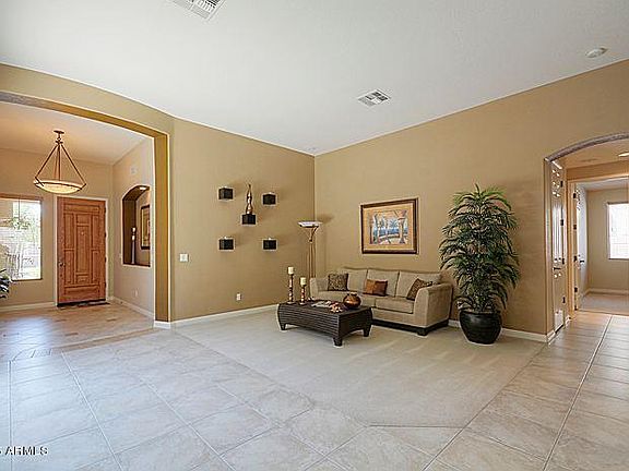 4th image of 336 W Swan Dr