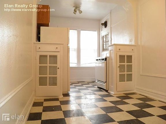 2nd image of 2224 Sherman Ave APT D1