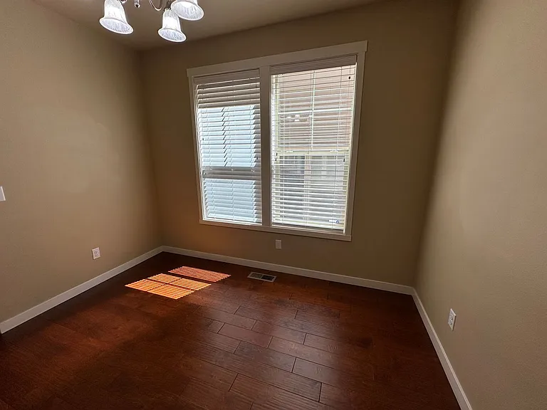 3510 Hepburn St NE — Photo 4