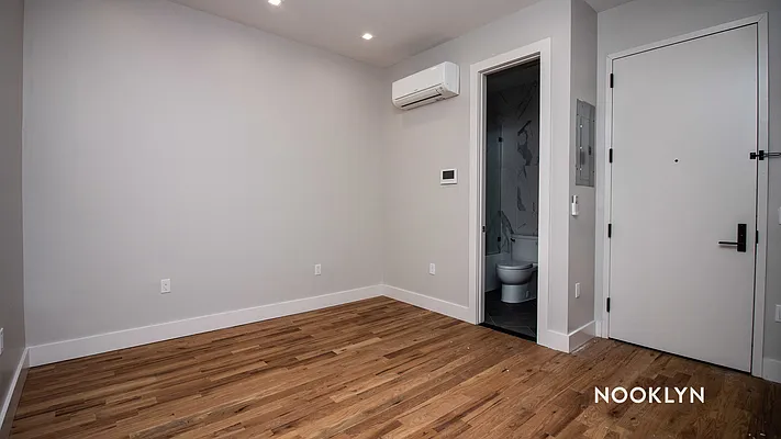 Rented by Nooklyn NYC LLC | media 6
