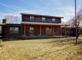 26585 N Pheasant Ct, Wauconda, IL 60084