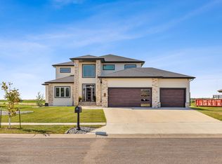 497 Tessa Dr, Moorhead, MN