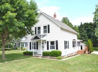 214 S Main St, Cedar Grove, WI 53013