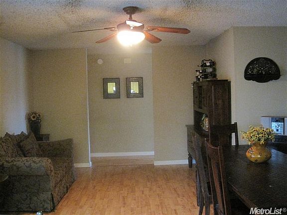5th image of 8204 Weyburn Ct