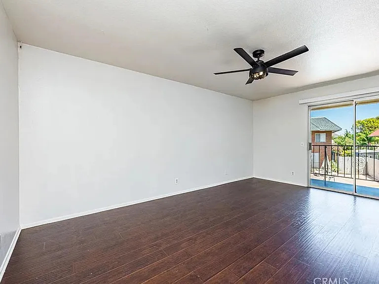 31850 Railroad Canyon Rd — Photo 14