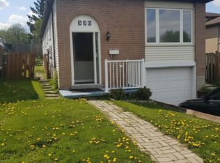 370 E 24th St #1, Hamilton, ON L8V 4V1