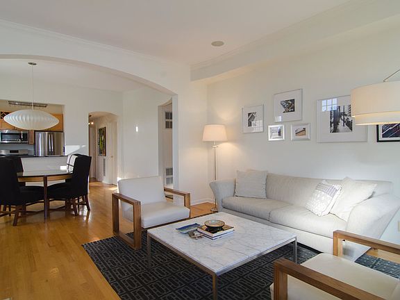4th image of 4918 N Janssen Ave #2S