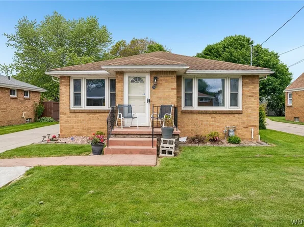 216 Collins Ave, Buffalo, NY 14224