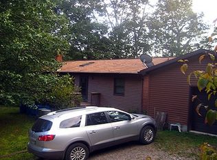 1 Walnut Grove Ln, West Union, WV 26456