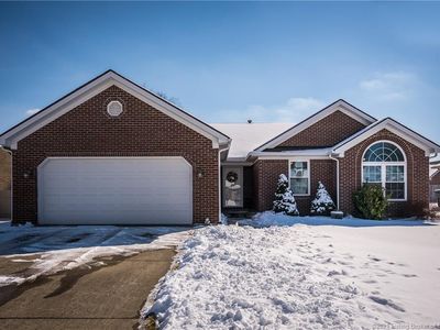 6812 Twin Springs Dr, Sellersburg, IN, 47172