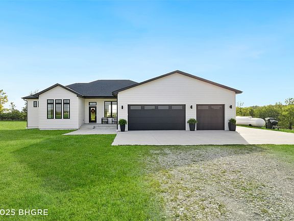 3rd image of 18170 79th Ln