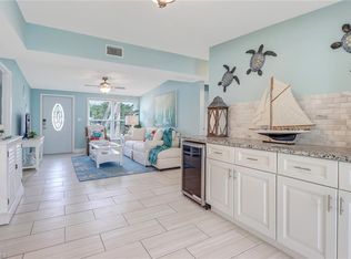 2080 Estey Ave, Naples, FL 34104