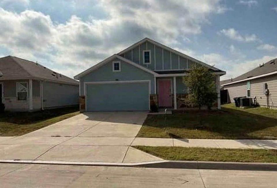 1st image of 513 Autumnwood Way