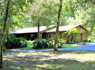 17105 Sweetwater Rd, Dade City, FL 33523