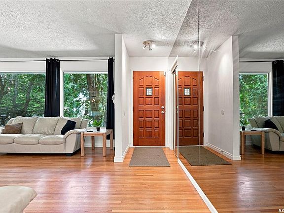 3rd image of 74 Mcaskill CRESCENT