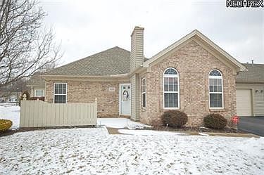 1st image of 1001 Willow Brook Dr NE