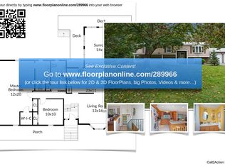 25 W Hill Ct, North Kingstown, RI 02852